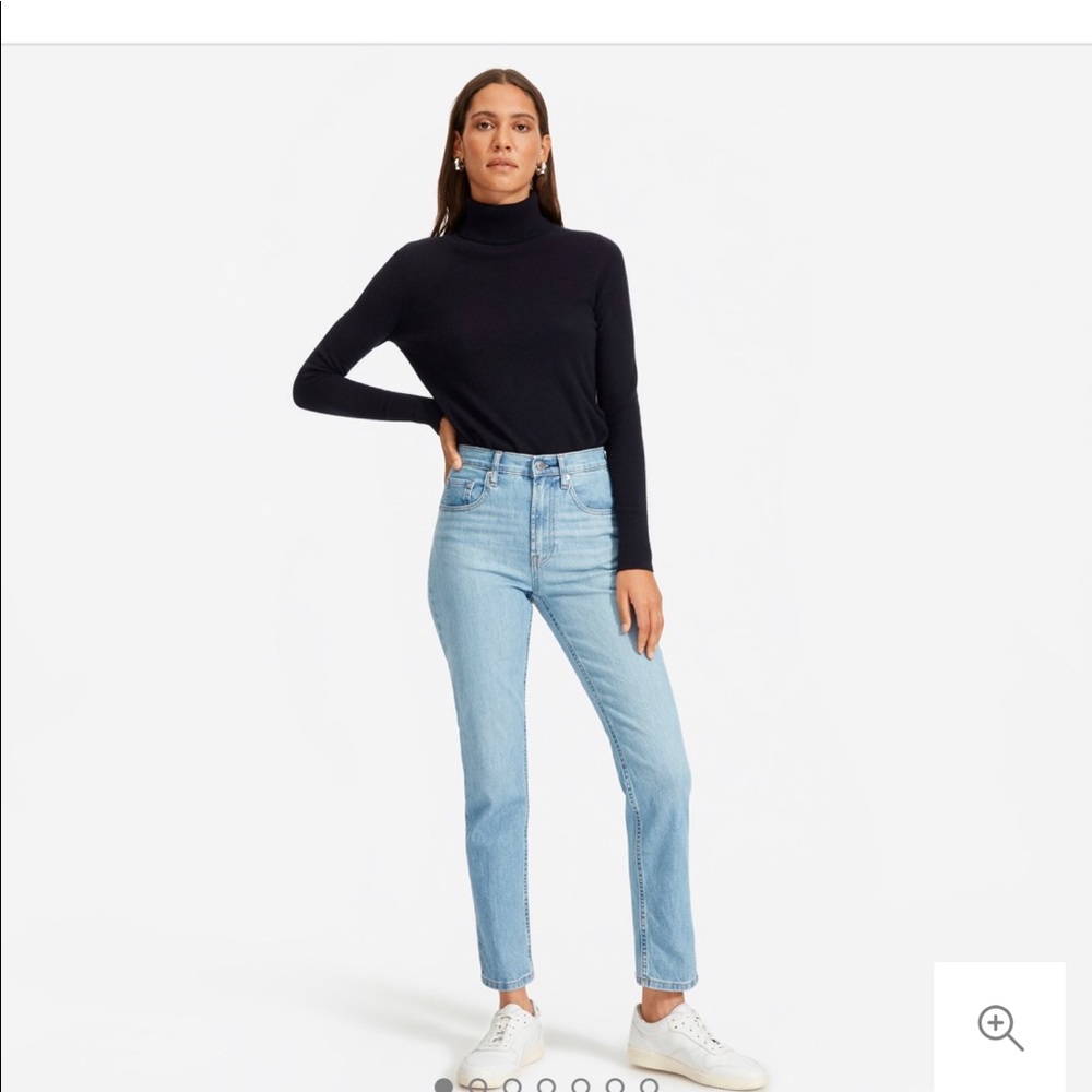 Everlane Cheeky Straight Jean